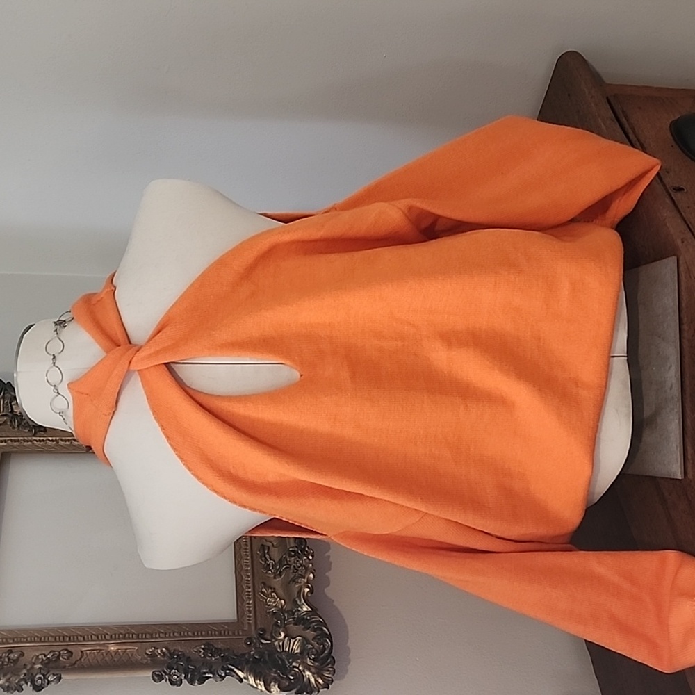 Orange cold shoulder sweater - Picture 3 of 6